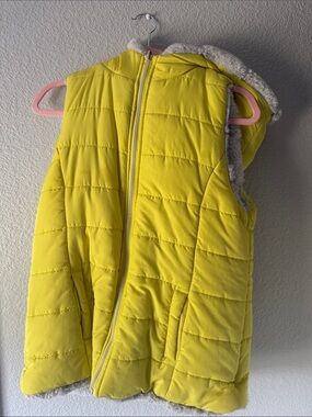 Maurices Bright Yellow Quilted Hooded Vest with Faux Fur Trim